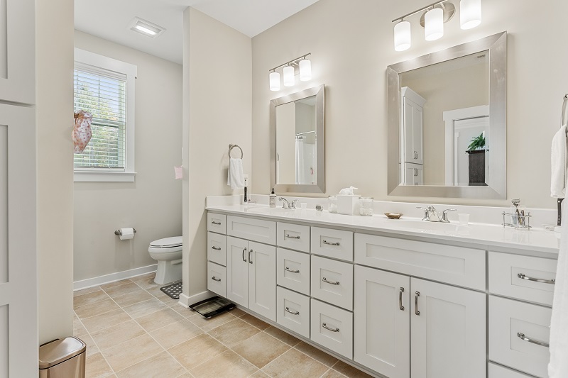 Townhome Bathroom 